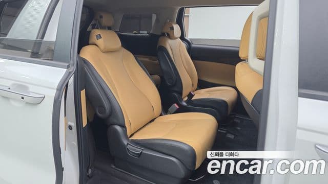 Kia Carnival 4세대 Prestige, 2022 12