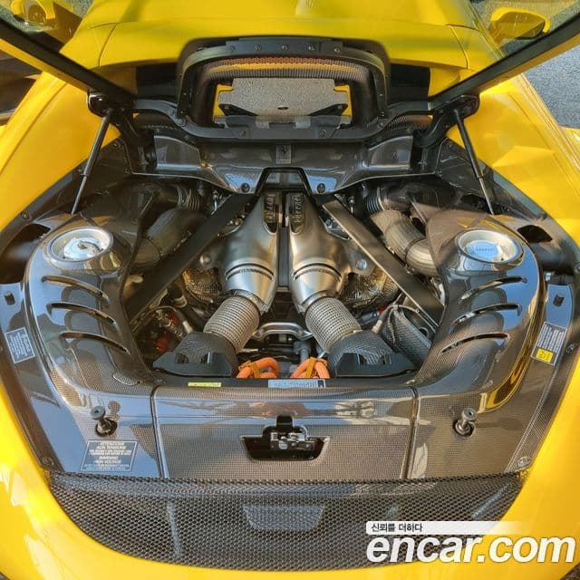 Ferrari 296 GTB 3.0 V6, 2023 6