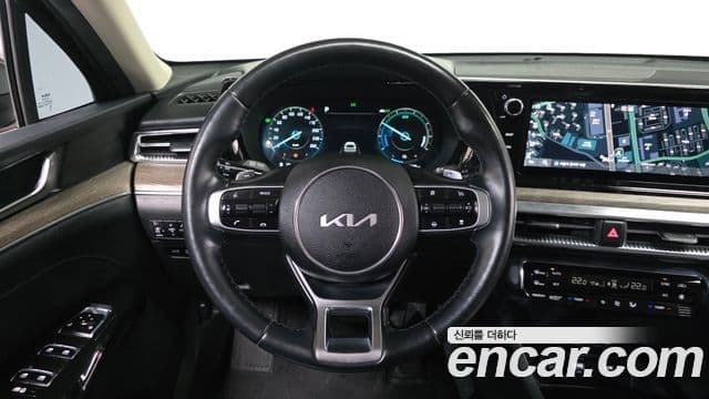 Kia K5 гибрид 3세대 Noblesse, 2022 14