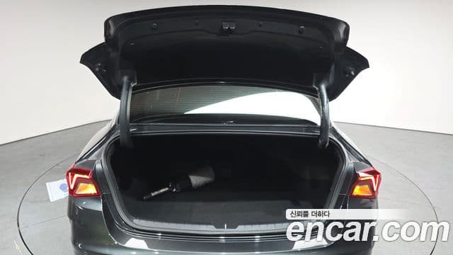 Kia K5 гибрид 3세대 Noblesse, 2022 20