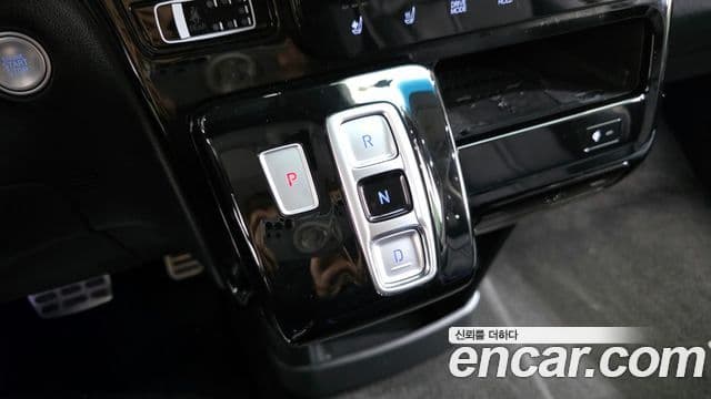 Hyundai Staria Inspiration, 2022 9