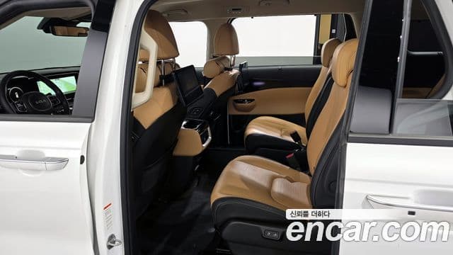 Kia Carnival 4세대 Signature, 2022 11