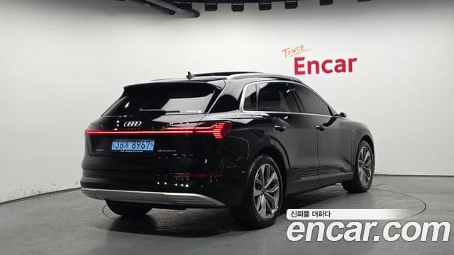 Audi e-Tron, 2023 2