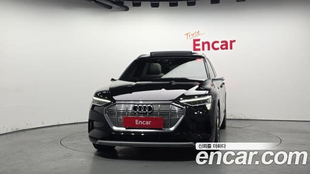 Audi e-Tron, 2023 3