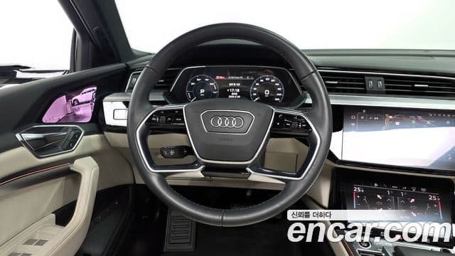 Audi e-Tron, 2023 13