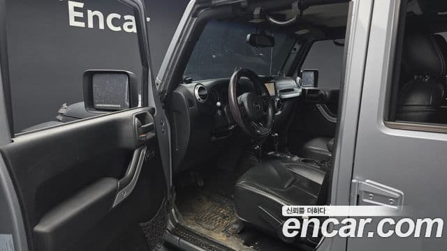 Jeep Wrangler (JK) 2.8 дизель Sahara 4도어, 2013 10