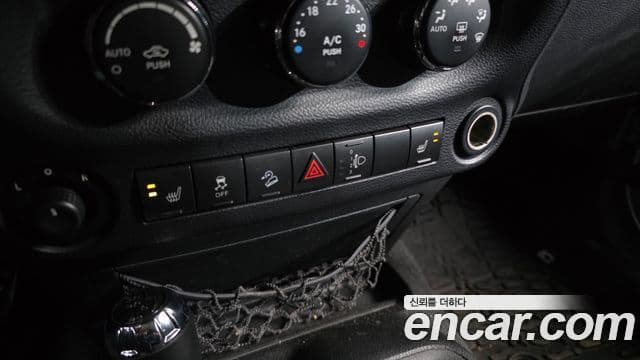 Jeep Wrangler (JK) 2.8 дизель Sahara 4도어, 2013 17