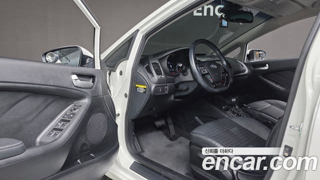 Kia The / новый New K3 Trendy, 2017 11