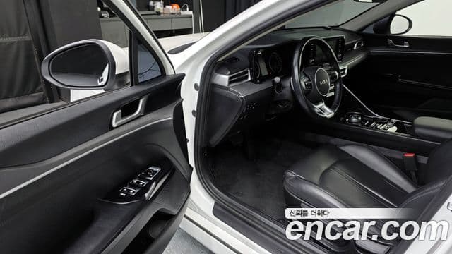 Kia K5 3세대 Standard, 2022 10