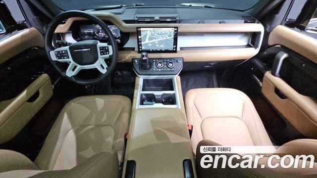 Land Rover Defender (L663) 110 D300 X-Dynamic HSE, 2025 7