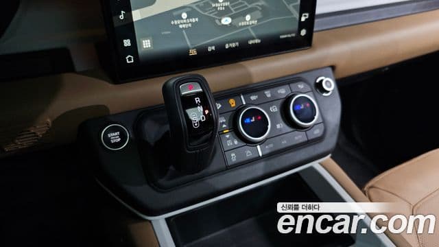 Land Rover Defender (L663) 110 D300 X-Dynamic HSE, 2025 9