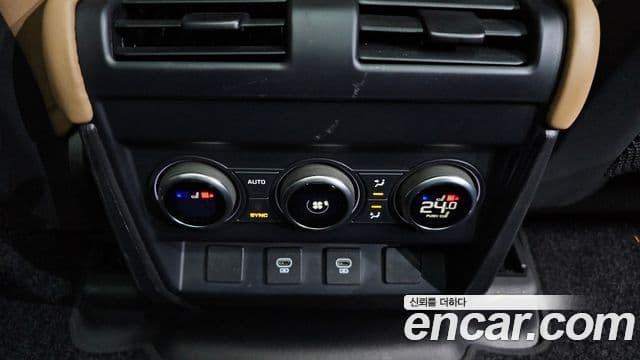 Land Rover Defender (L663) 110 D300 X-Dynamic HSE, 2025 18