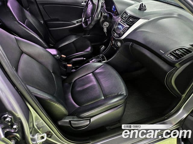 Hyundai Accent(новый кузов / новое поколение) Modern, 2016 13