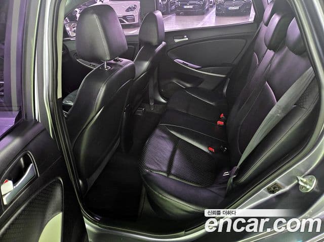 Hyundai Accent(новый кузов / новое поколение) Modern, 2016 14