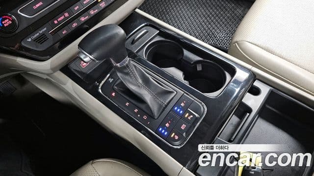 Kia All New Carnival Prestige, 2018 9