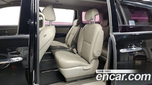 Kia All New Carnival Prestige, 2018 11