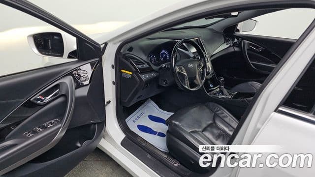 Hyundai Grandeur HG Modern, 2014 10