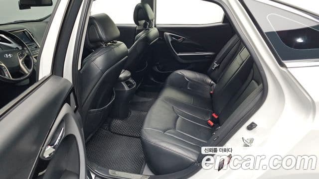 Hyundai Grandeur HG Modern, 2014 11