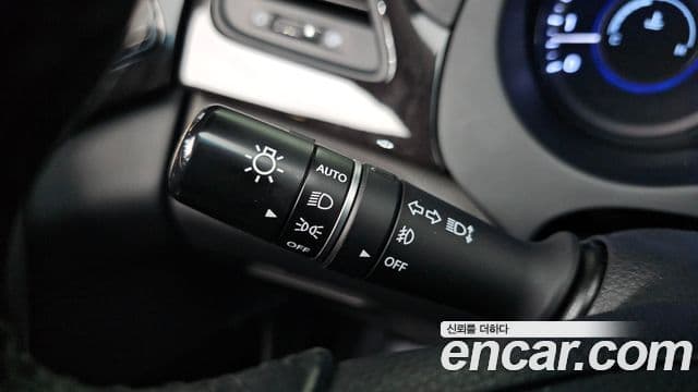 Hyundai Grandeur HG Modern, 2014 15