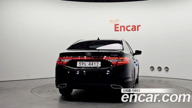 Hyundai Grandeur HG Premium, 2014 4