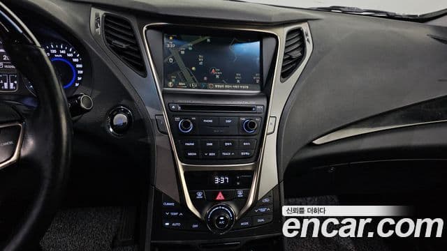 Hyundai Grandeur HG Premium, 2014 17