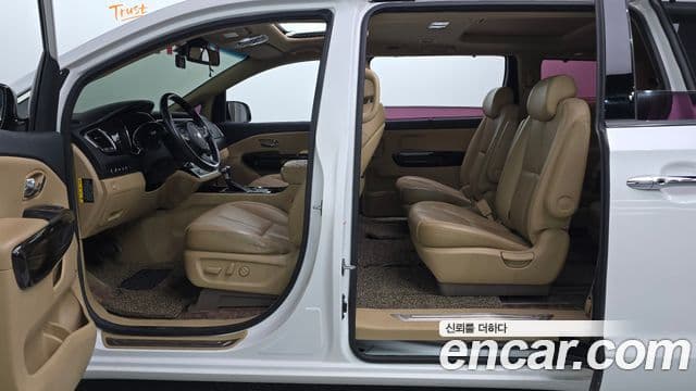 Kia The / новый New Carnival Special, 2019 10