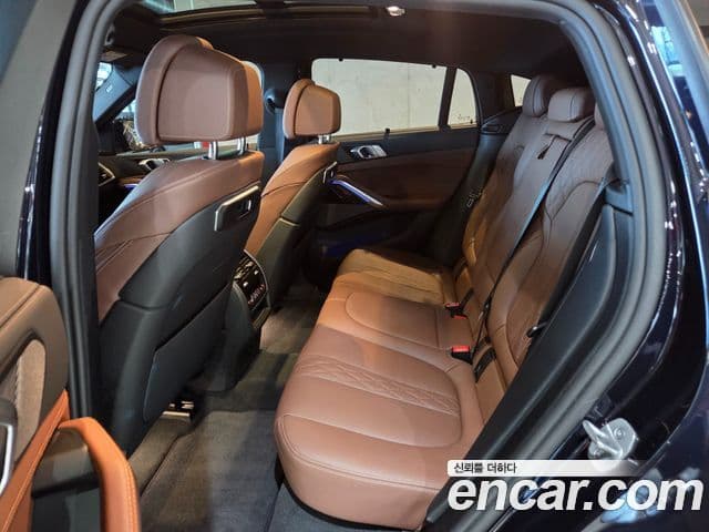 BMW X6 (G06) xDrive40i M Sport, 2025 7