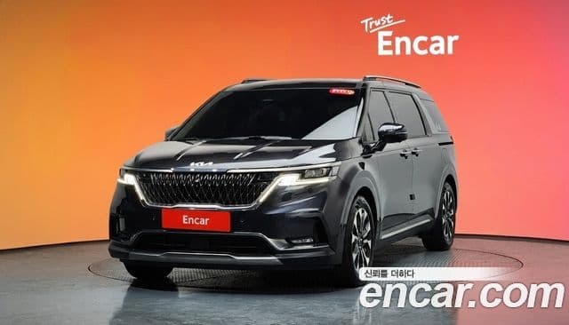 Kia Carnival 4세대 Signature, 2022 1