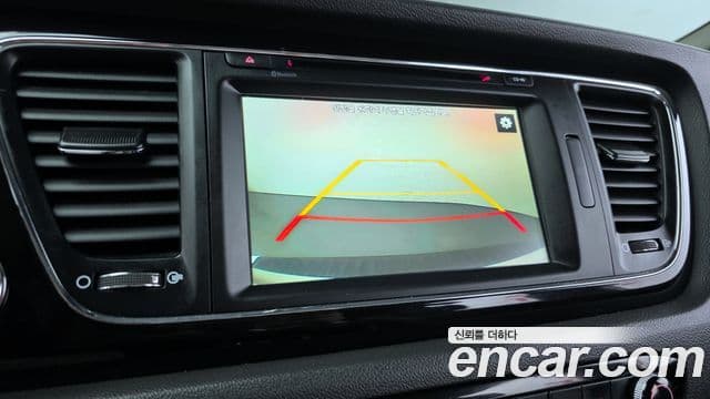 Kia All New Carnival Prestige, 2016 17