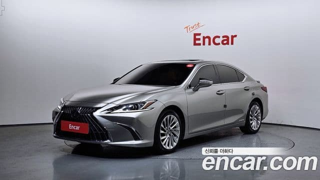 Lexus ES300h 7세대 Luxury Plus, 2022 1