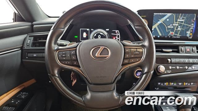 Lexus ES300h 7세대 Luxury Plus, 2022 13