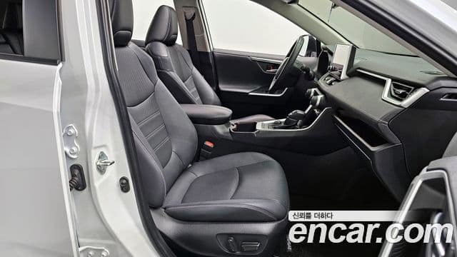 Toyota RAV4 5세대 2.5 4WD гибрид LTD, 2023 10