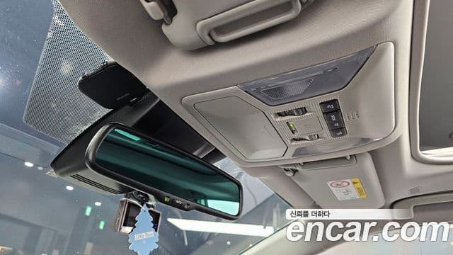 Toyota RAV4 5세대 2.5 4WD гибрид LTD, 2023 18