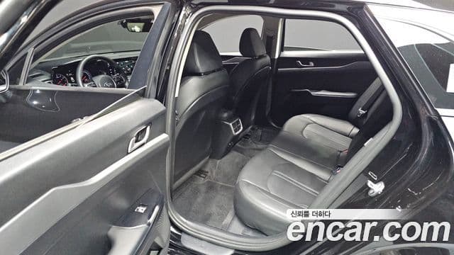 Kia K5 3세대 Trendy, 2021 12