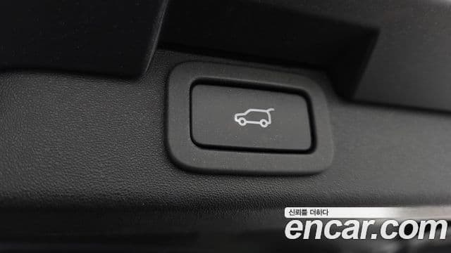 Land Rover Discovery 5 3.0 SD6 SE, 2019 18