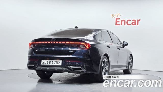 Kia K5 гибрид 3세대 Signature, 2021 2