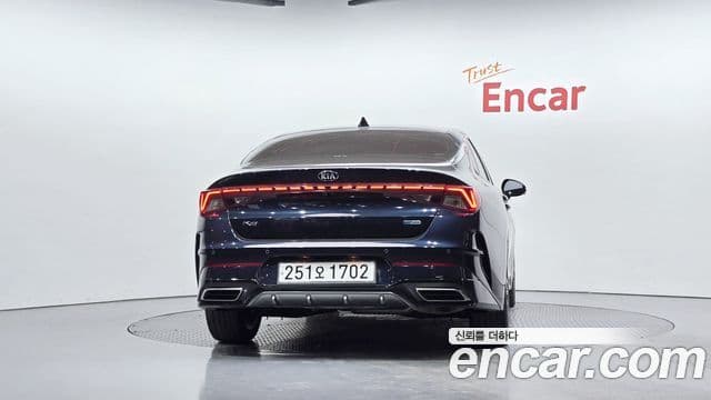 Kia K5 гибрид 3세대 Signature, 2021 4