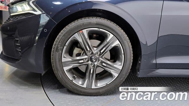 Kia K5 гибрид 3세대 Signature, 2021 все фото