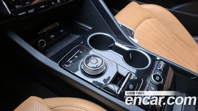 Kia K5 гибрид 3세대 Signature, 2021 9