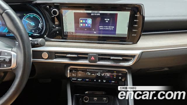 Kia K5 гибрид 3세대 Signature, 2021 14