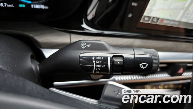 Kia K5 гибрид 3세대 Signature, 2021 18