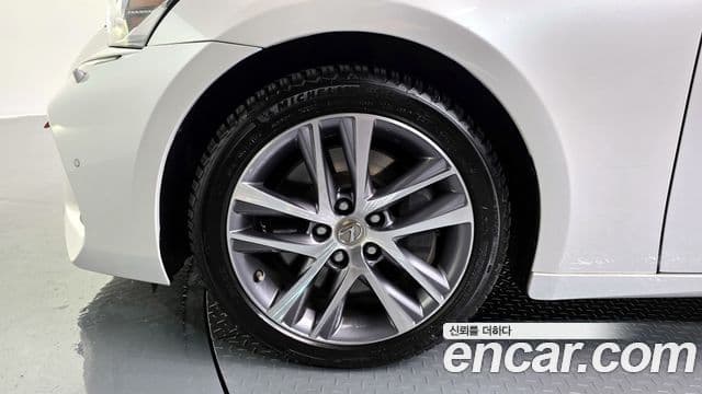 Lexus New IS300 Supreme, 2019 все фото