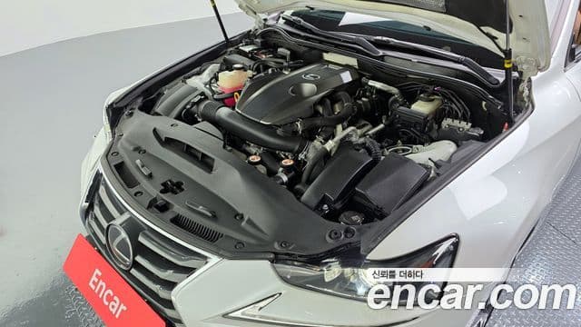 Lexus New IS300 Supreme, 2019 6