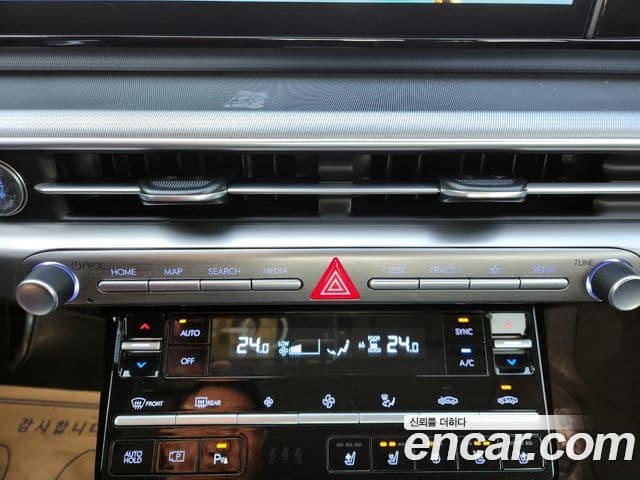 Hyundai Grandeur (GN7) люксовая версия, 2023 15