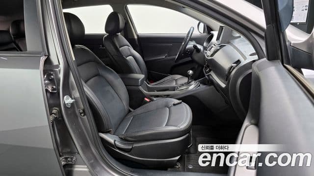 Kia Sportage R топовая версия, 2012 10