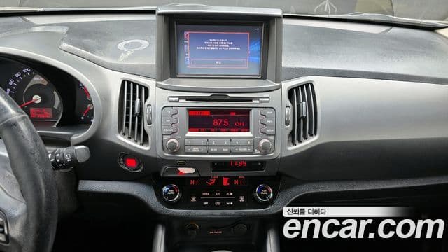 Kia Sportage R топовая версия, 2012 14