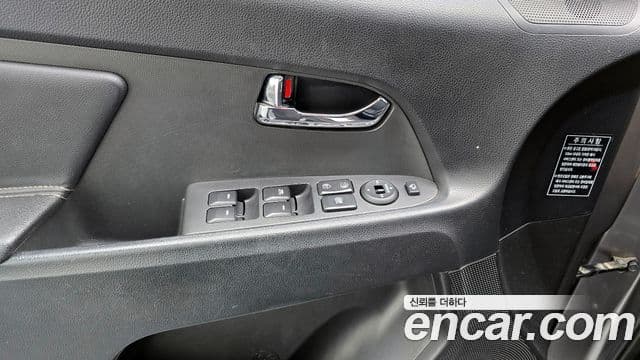 Kia Sportage R топовая версия, 2012 17