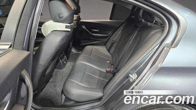 BMW 3시리즈 (F30), 2017 12