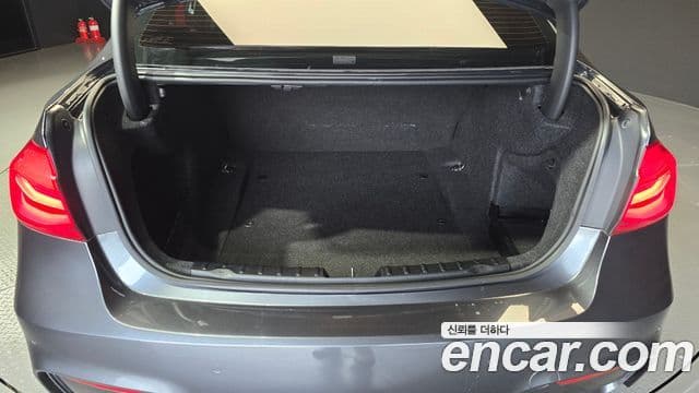 BMW 3시리즈 (F30), 2017 20