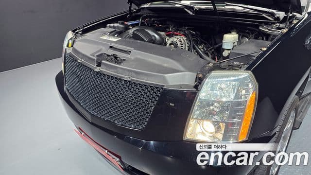 Cadillac Escalade 3세대, 2008 6